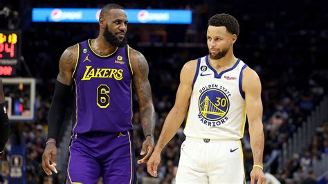 Lakers vs. Warriors score: LeBron James, Anthony Davis lead L.A. into.